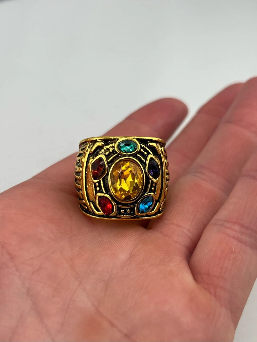 🎁Gold-Tone Multicolor Gem Statement Ring - Size 10
